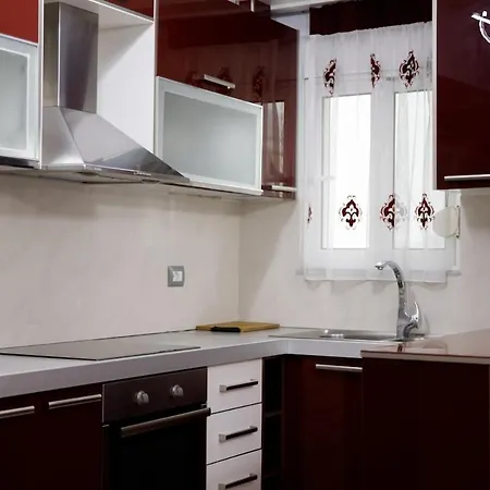 아파트 Elegant Castle View, Gjirokastër