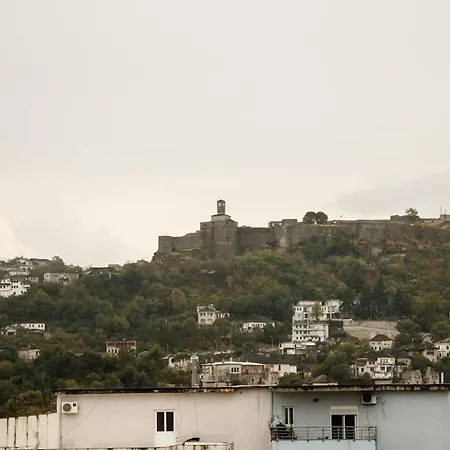 Appartement Elegant Castle View, Gjirokastër