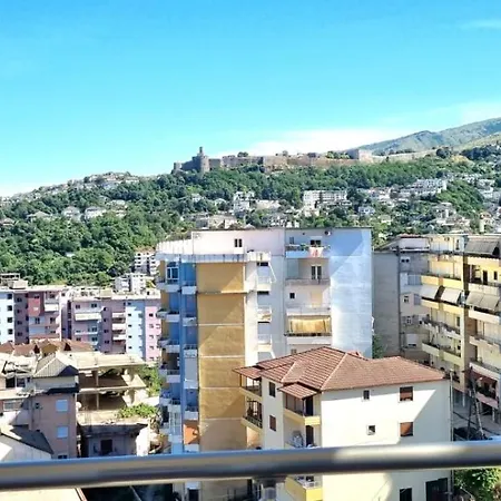 Elegant Castle View, Appartement *